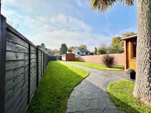 Photo 36- click for photo gallery